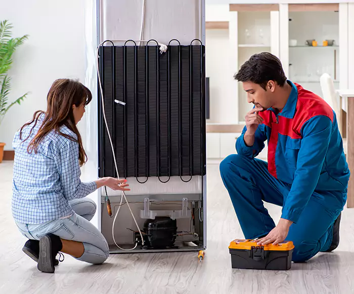 Skilled Cold Storage Specialists: Your Certified Commercial Fridge Repair Service Team in Fort Myers, FL
