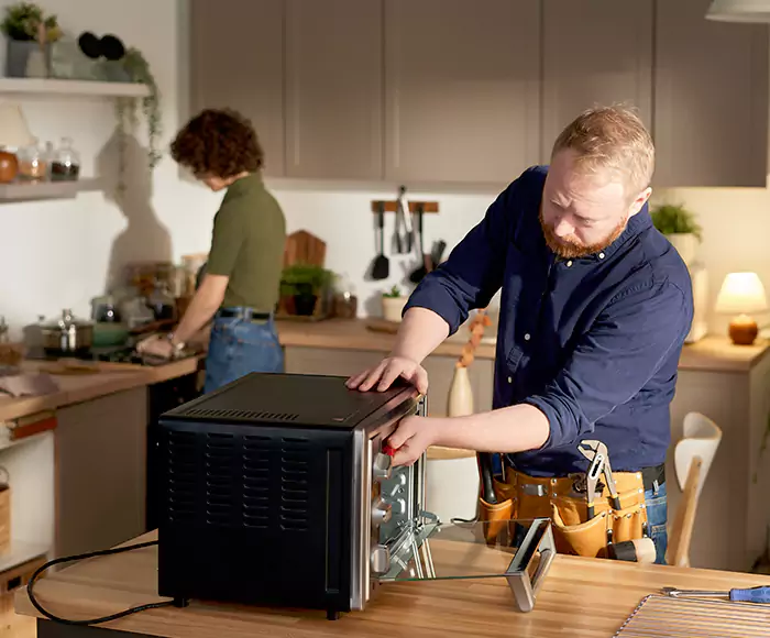 Top-Rated Oven Specialists: Your Certified Oven Repair Technician Crew in Fort Myers, FL