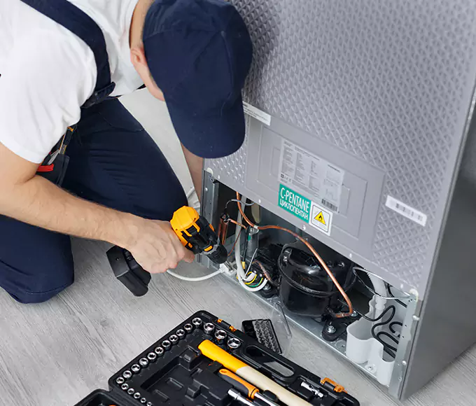 Why Fort Myers Facility Managers Trust Fort Myers Appliance Pro for Every Commercial Chiller Repair?
