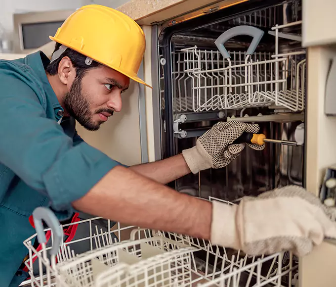 Why Fort Myers, FL Businesses Trust Fort Myers Appliance Pro for Commercial Dishwasher Repair?