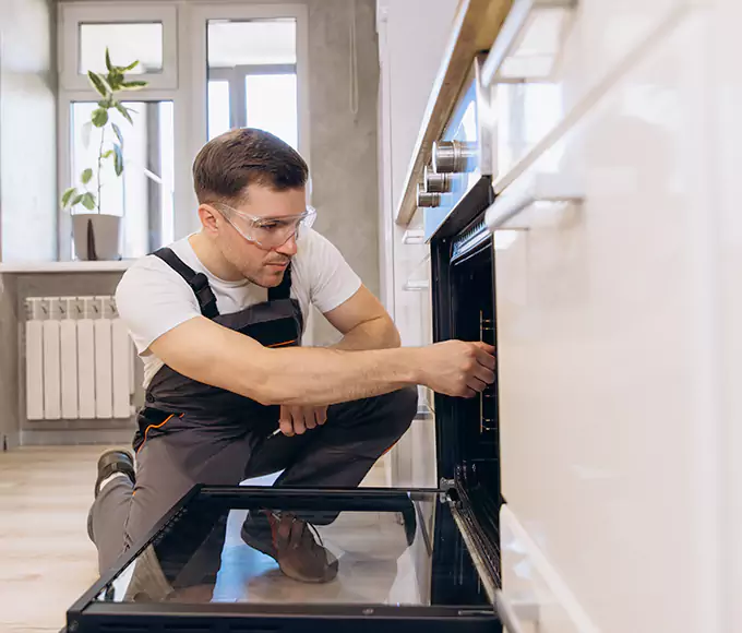 Why Fort Myers Bakers Rely on Fort Myers Appliance Pro for Every Electric Oven Fix?