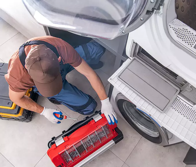 Why Fort Myers Homeowners Choose Fort Myers Appliance Pro for Same Day Service Washer Repairs?